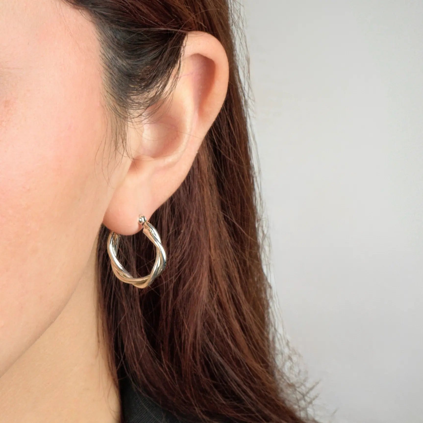 Aros plata 925 para mujer  Twisted argolla doble en modelo