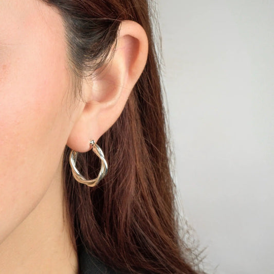 Aros plata 925 para mujer  Twisted argolla doble en modelo