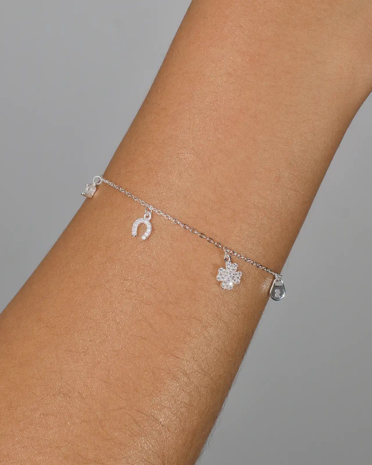 Pulsera plata 925 multiamuletos