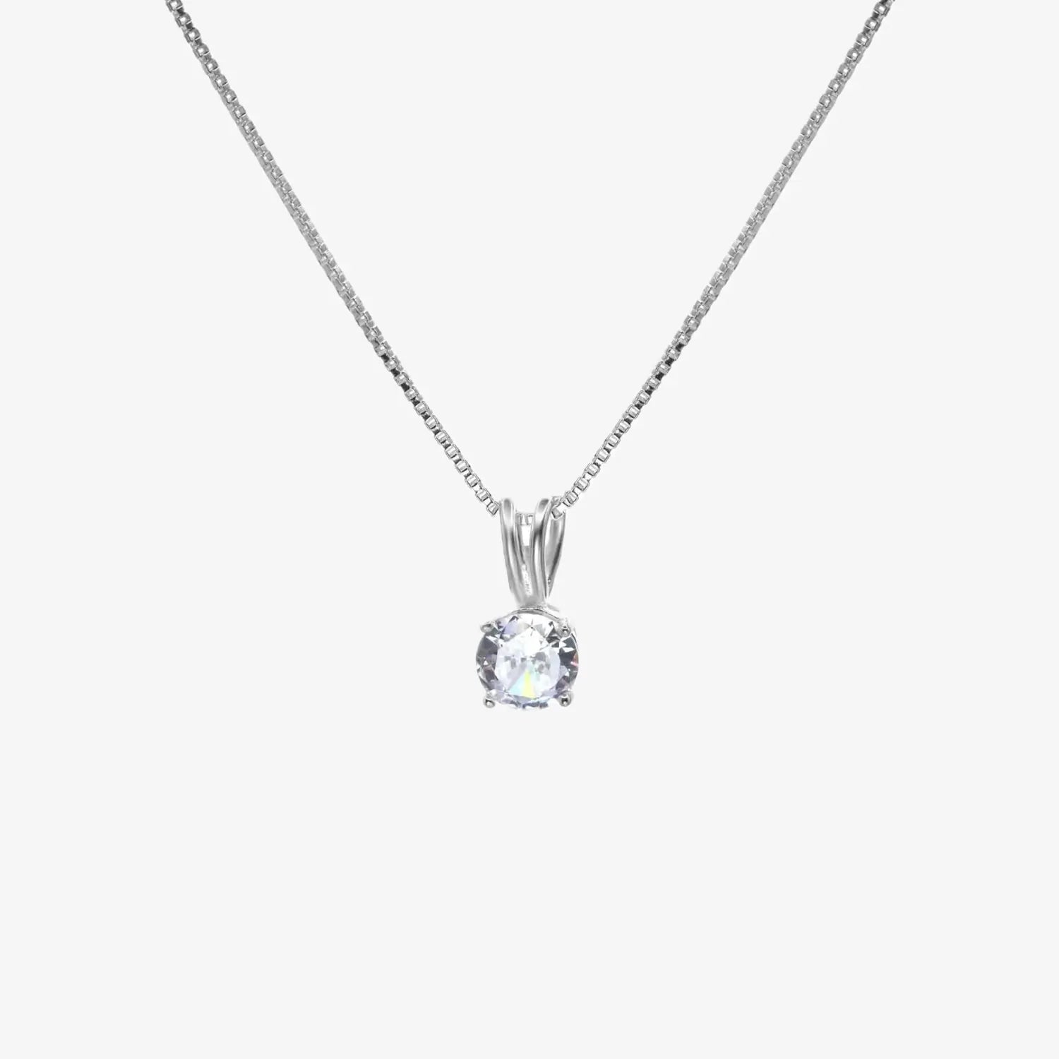 Collar plata 925 para mujer Lucia delicado fondo blanco