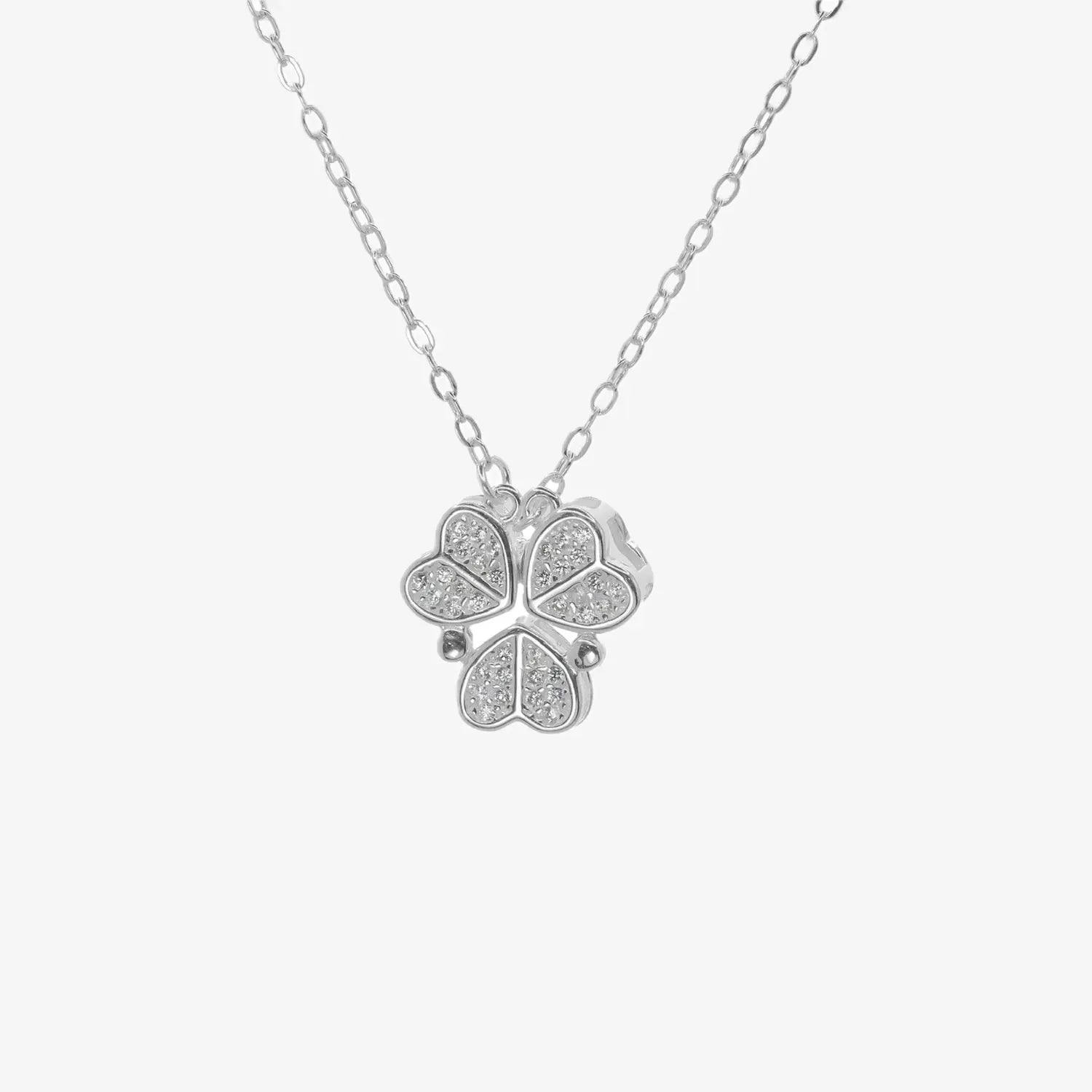 Collar plata 925 para mujer Trebol de Corazones fondo blanco