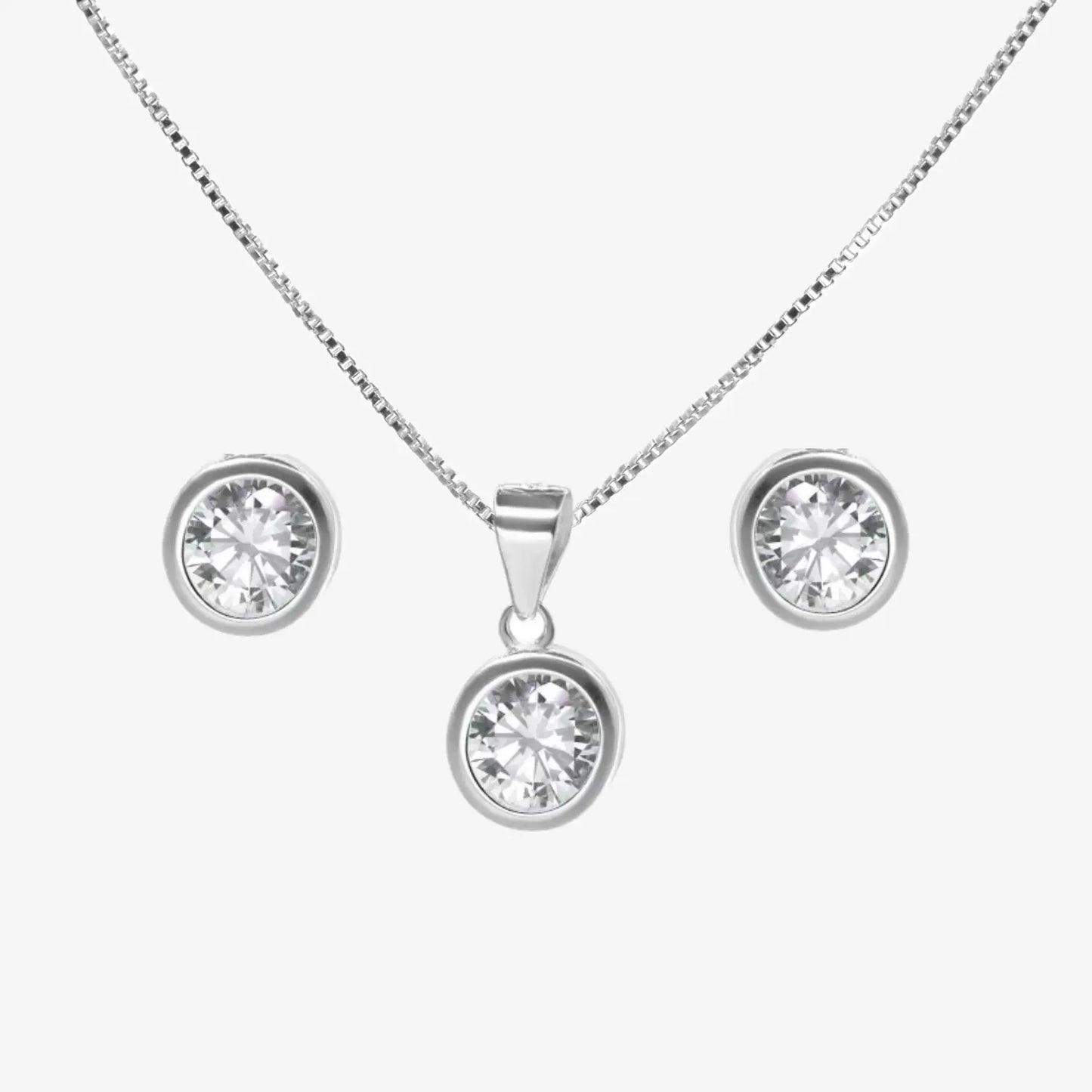 Conjunto plata Punto de Luz Sofia para mujer fondo blanco