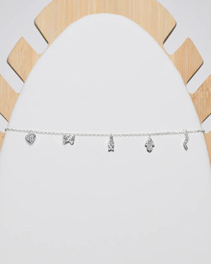 Pulsera plata 925 multiamuletos brillo y protección