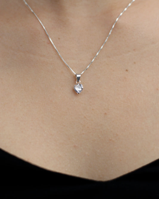 Conjunto de plata corazón punto de luz blanco de 45 cm, incluye collar y aros, joyería elegante Sylara