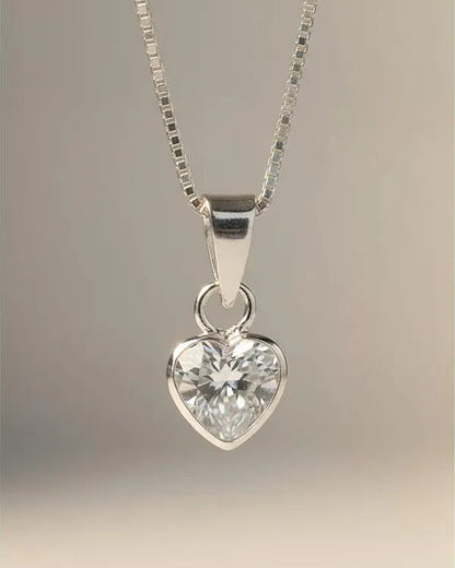 Collar plata 925 corazón punto luz blanco